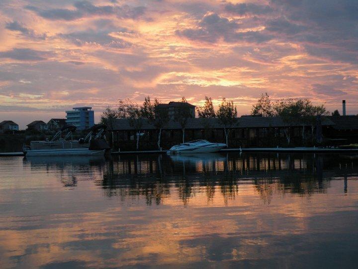 Hotel La Scoica Land Нэводари Экстерьер фото